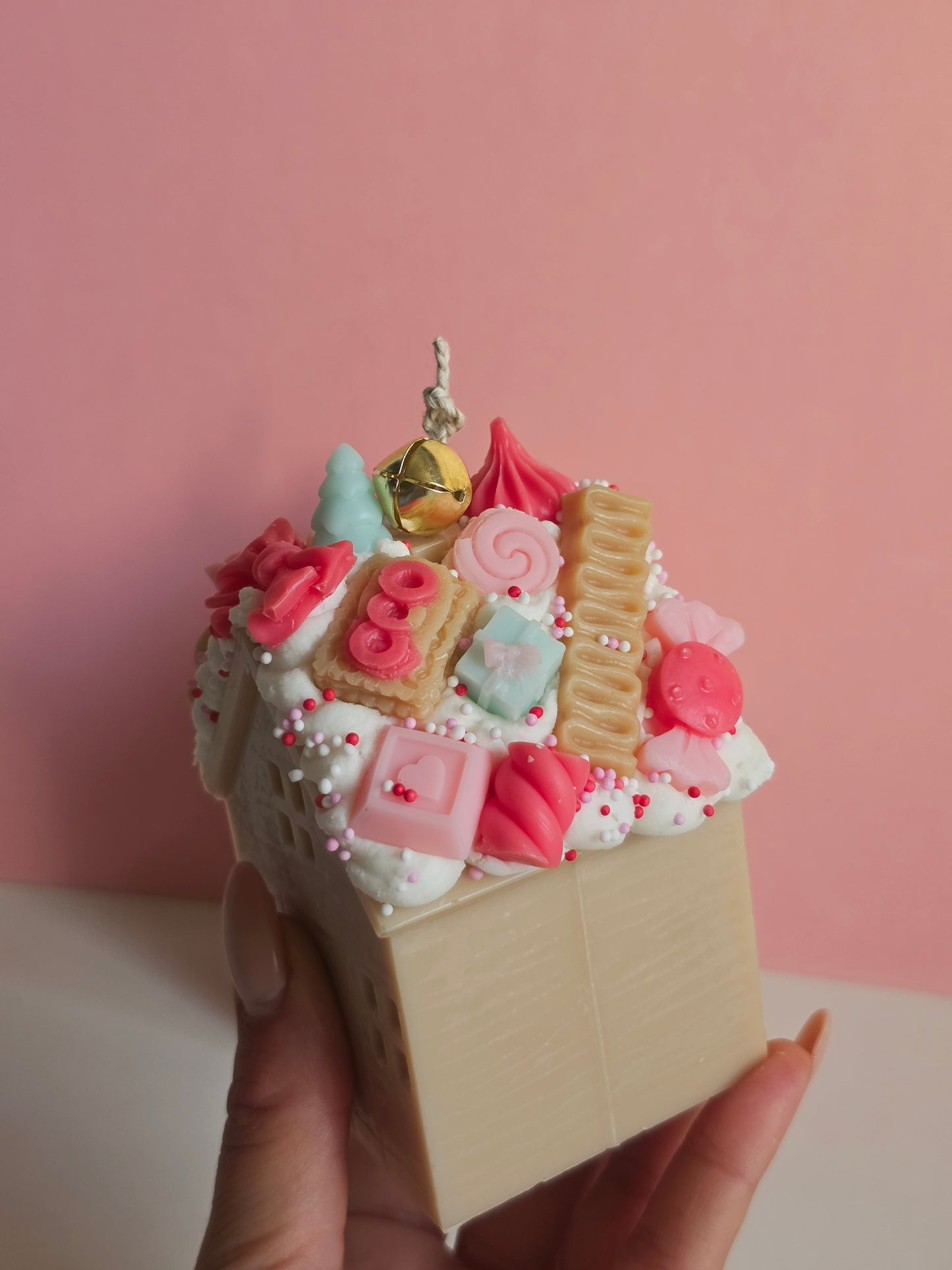 Candy house (pink)