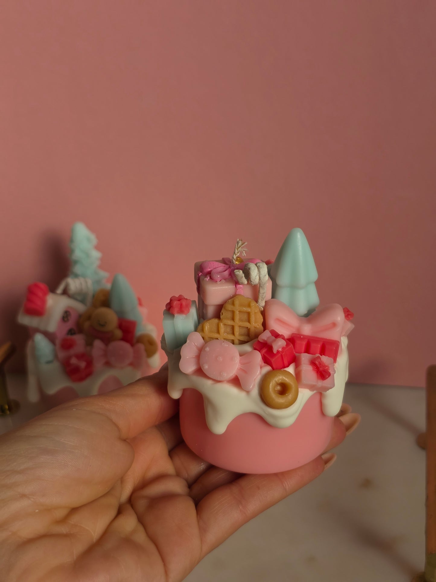 Dripcake candle Christmas blush